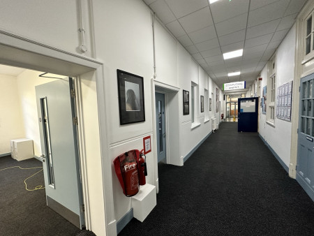 Itchen Sixth Form College Classroom Block2 Large